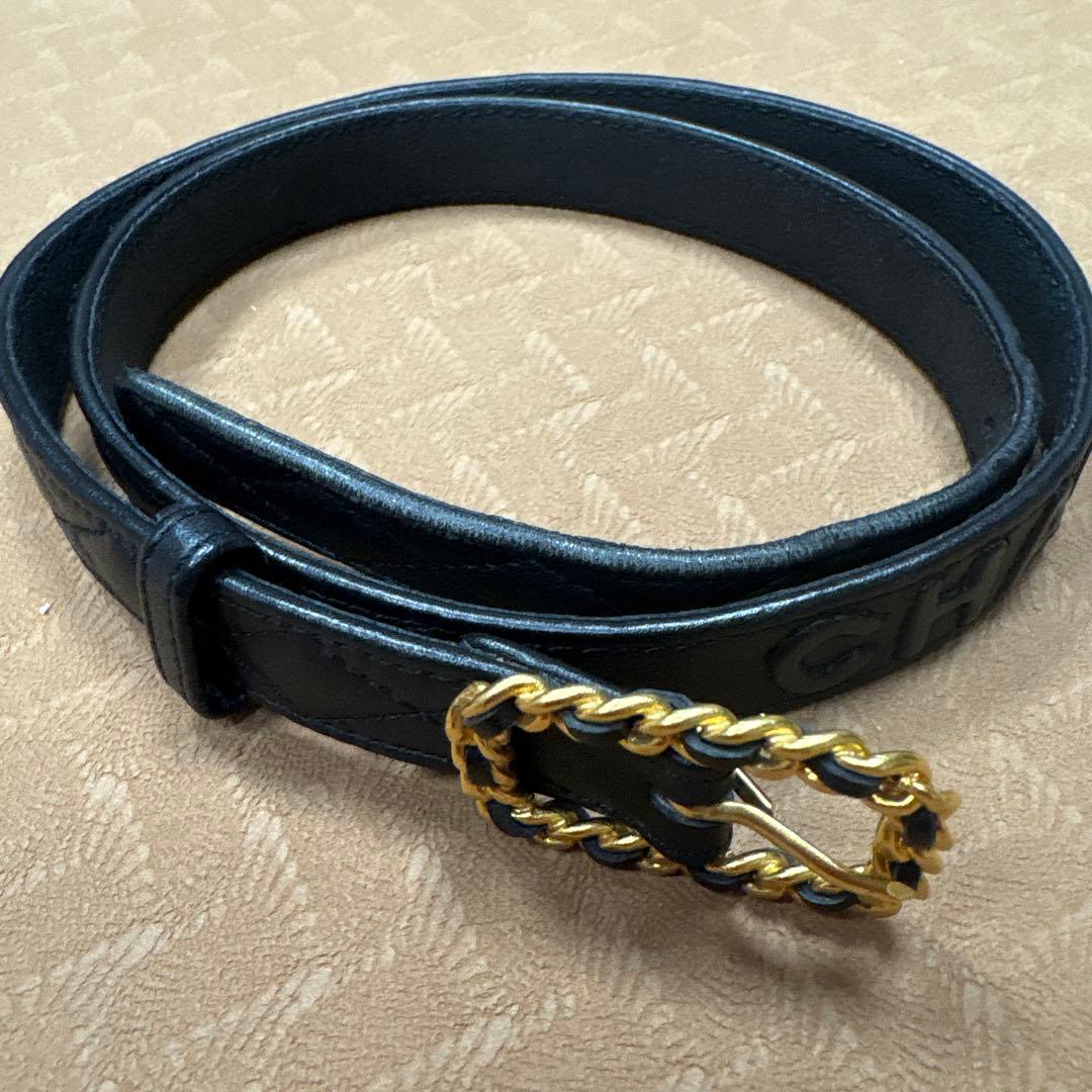 CHANEL ブラック キルティングベルト