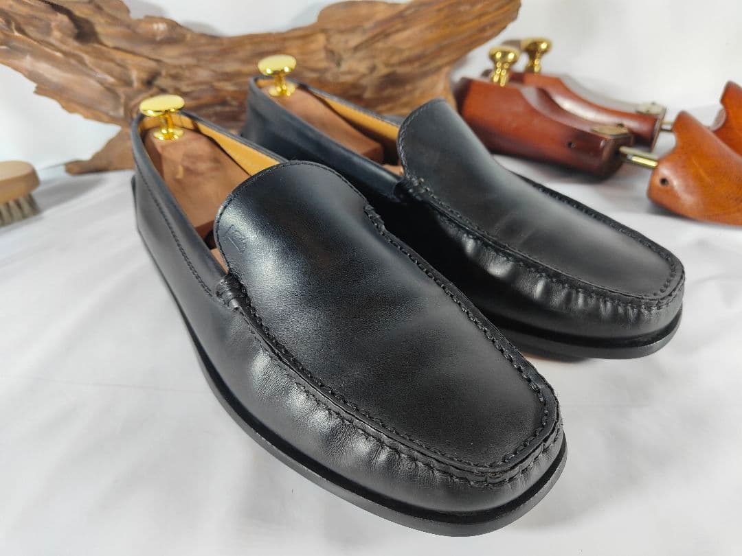 user_a81419c4　　　　　　　　　　　　　　　【美品】TOD'S