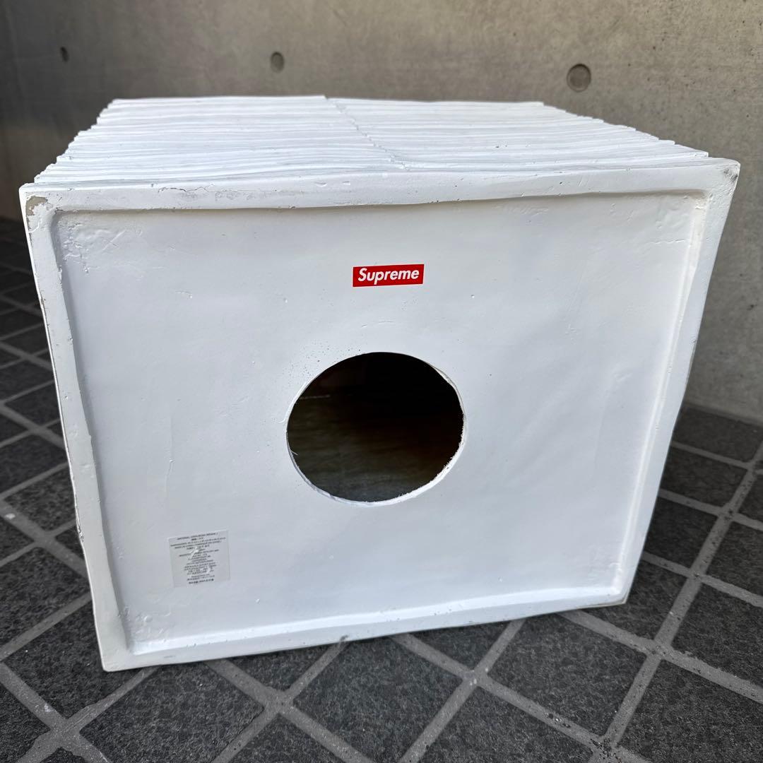 サイドテーブル・ナイトテーブル・ローテーブル Supreme Rotary Hero Sticker Bricks Stool