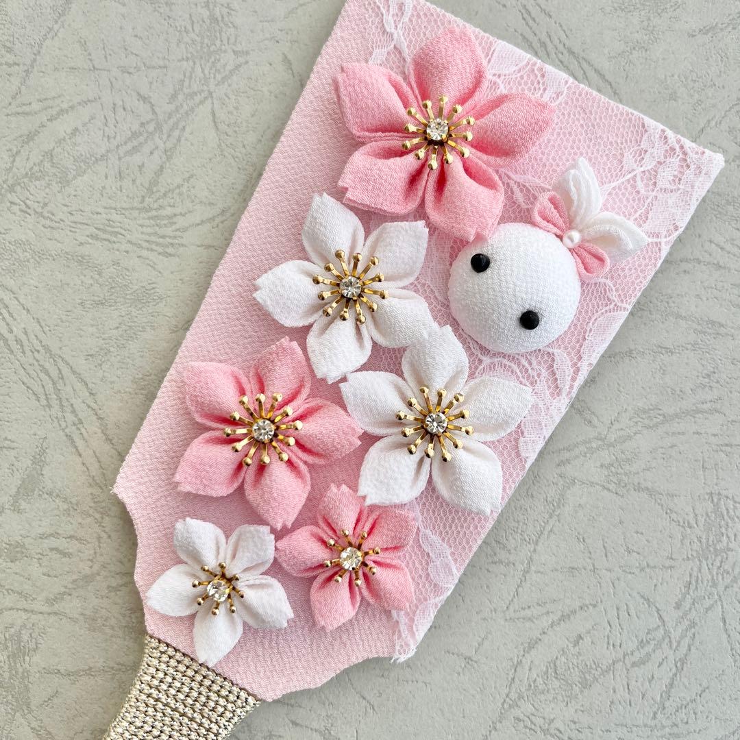 桜とうさぎの羽子板飾り　ハンドメイド　桃の節句　ひな祭り　可愛い　つまみ細工
