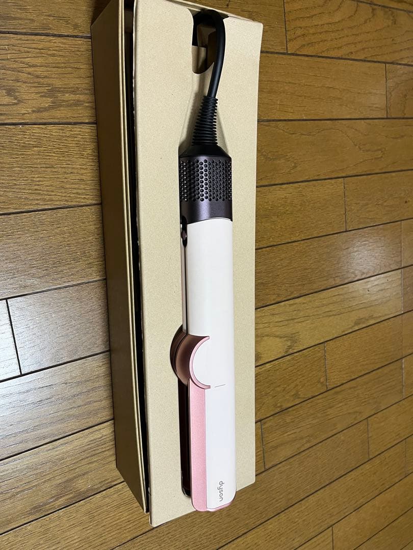 Dyson ストレイトナー エアストレート　ピンク　お値下げ交渉OK