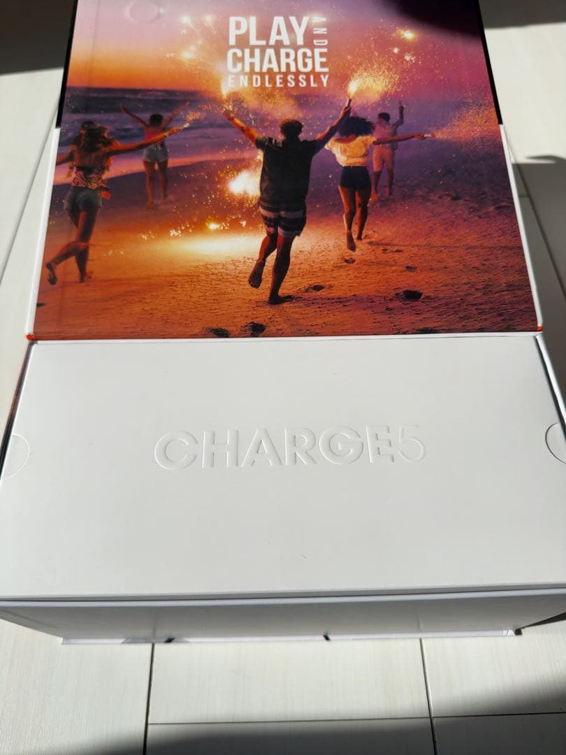 JBL CHARGE5 White Bluetoothスピーカー