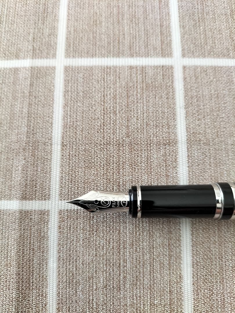 パイロット　万年筆 グランセNC グレークォーツ 細字