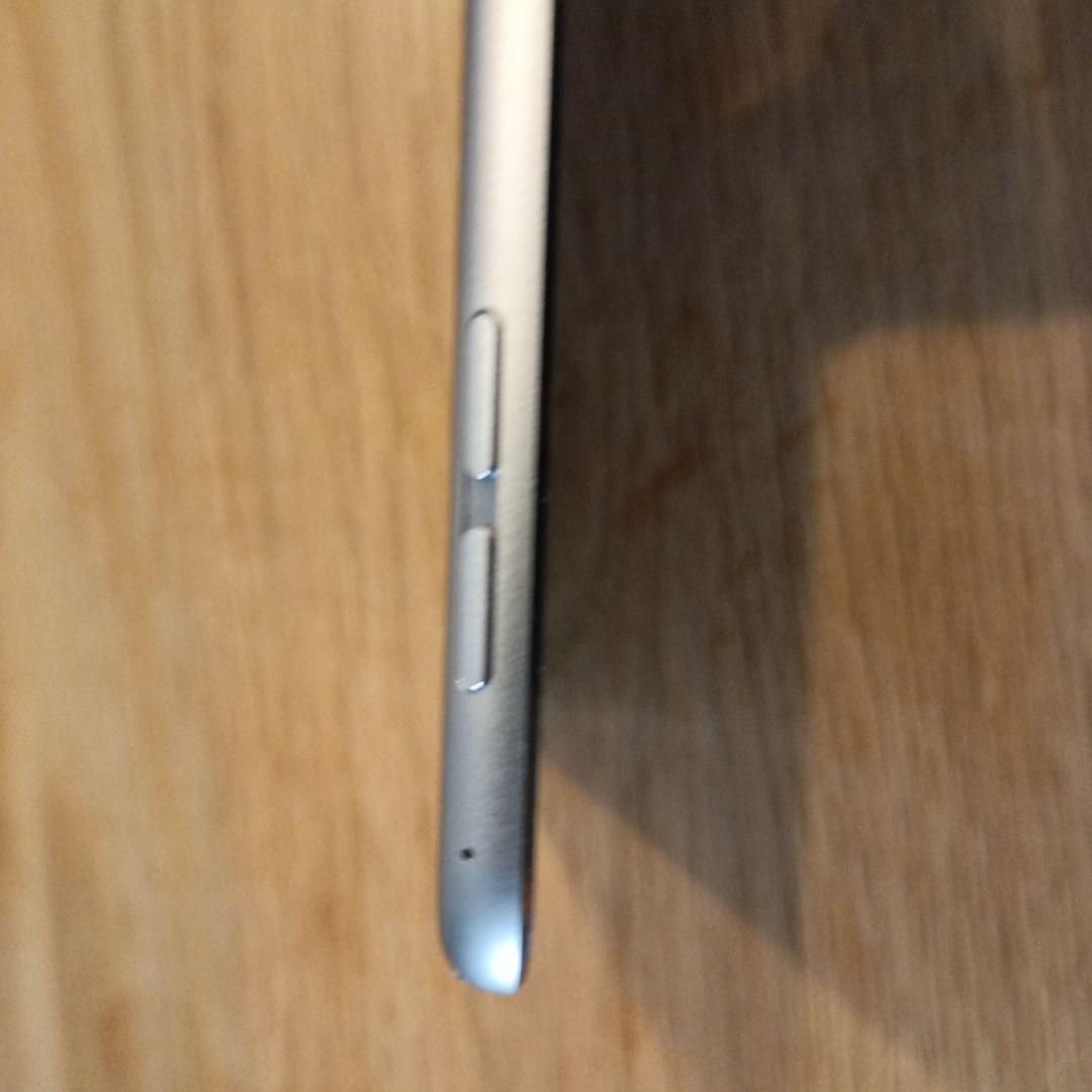 iPad mini4 Wi-Fiモデル 128GB シルバー