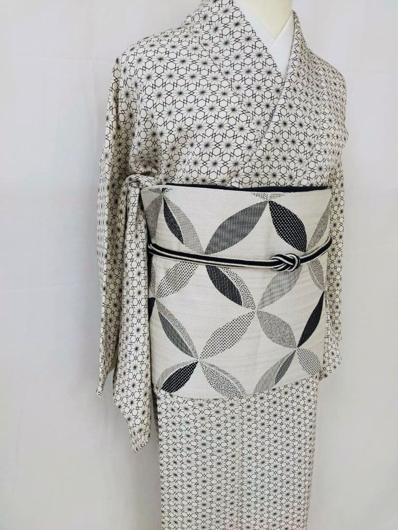 お見分け済　新品未使用　正絹袷　型染め小紋単品