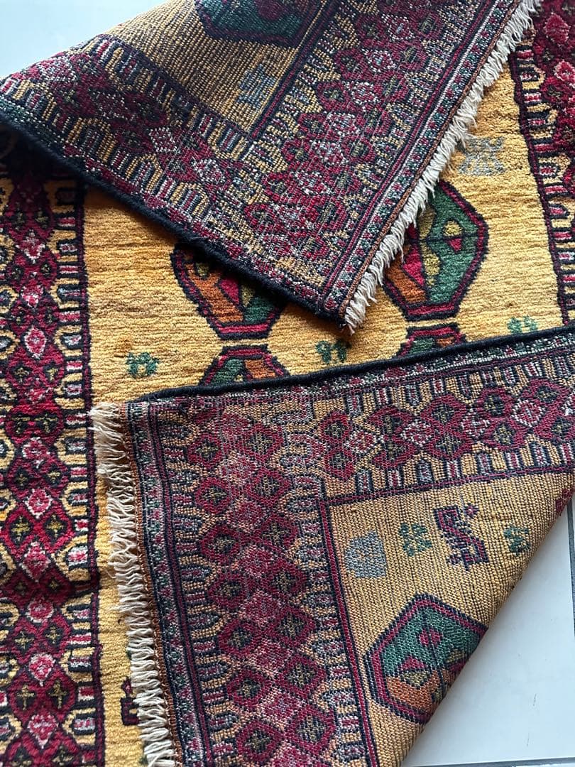 126×74 ヴィンテージラグ　手織ラグ　トライバルラグ