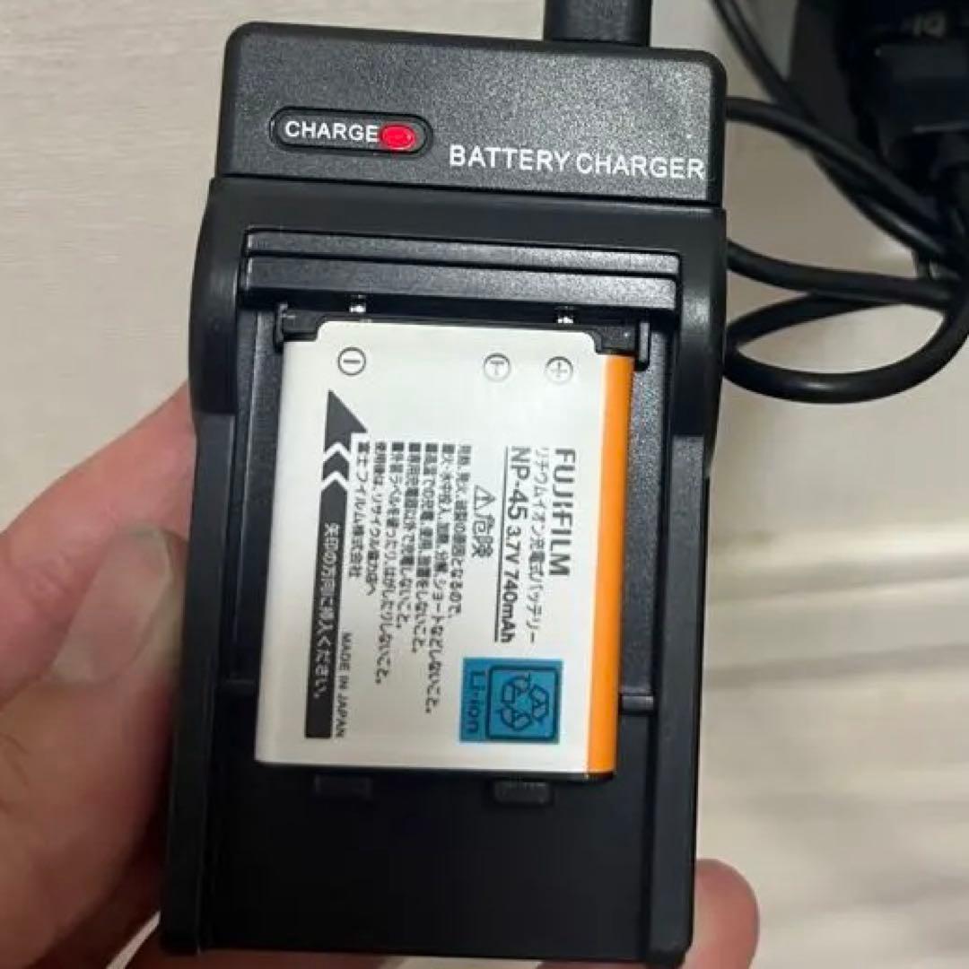 【動作確認済】FUJIFILM FinePix Z200fd ピンク コンデジ