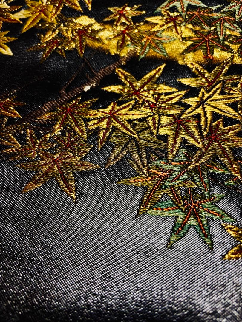 【超美品】袋帯 真珠本金箔 もみじ キラキラ 六通 光沢感グレー