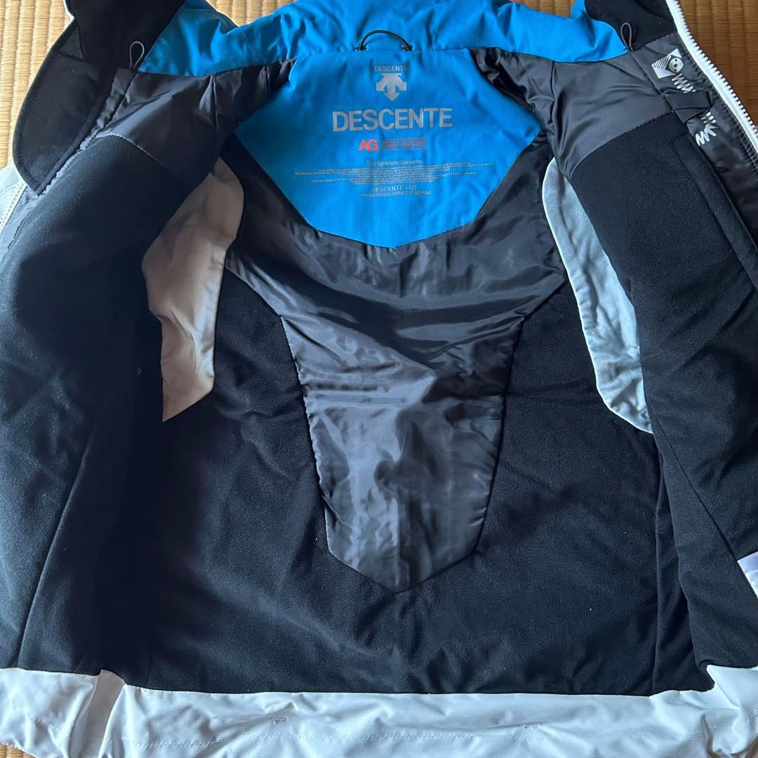 期間限定値下げ【新品未使用】ユニセックス☆彡 デサント スキーウェア ジャケット