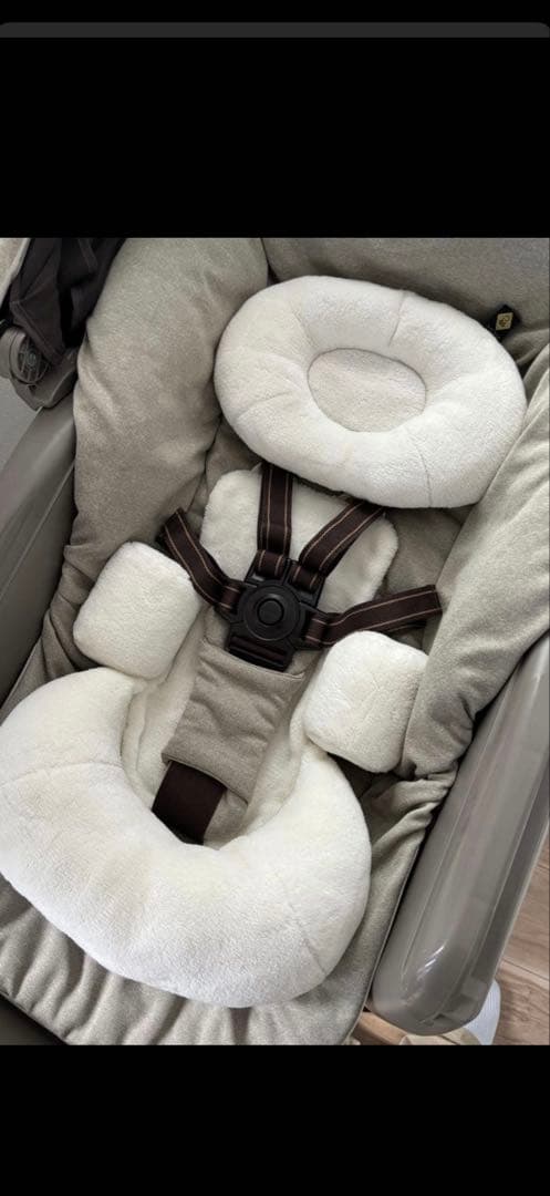 Combi コンビ　ネムリラ　AUTO SWING BEDi