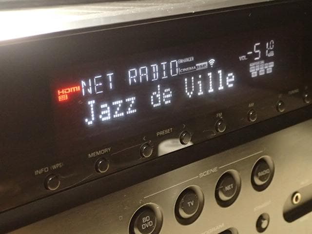 YAMAHA RX-V581 AVアンプ 快調良音・リモコン無し・アプリ便利です