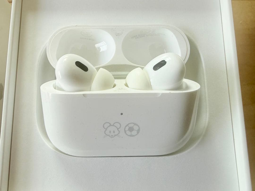 Apple AirPods Pro 2 MagSafe充電ケース us