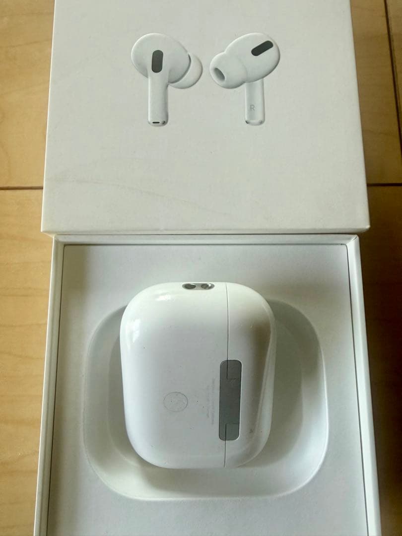 Apple AirPods Pro 2 MagSafe充電ケース us