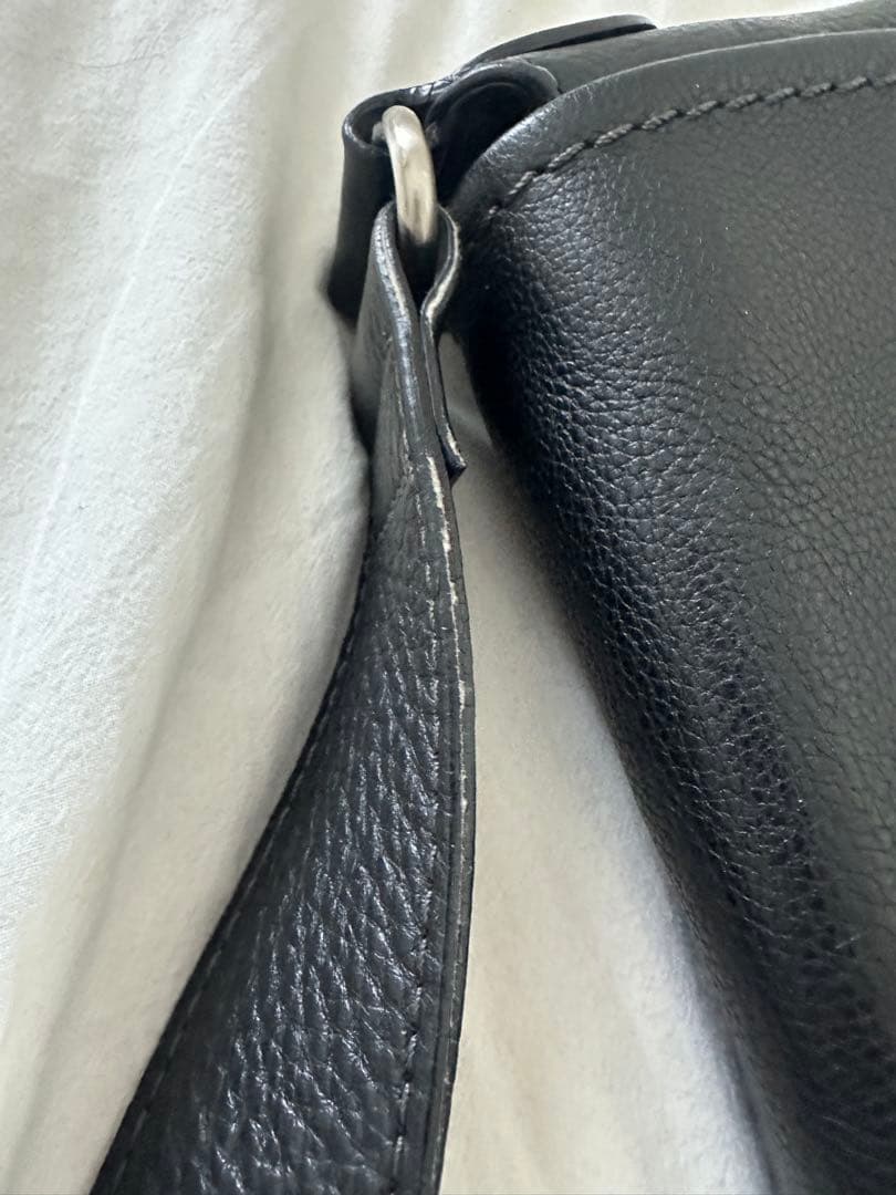 土屋鞄 トーンオイルヌメミディアムショルダー 黒