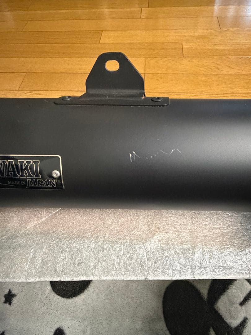 MORIWAKI ブラックマフラー 日本製