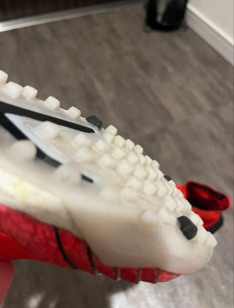 アディダス　プレデター　＋　ターフ