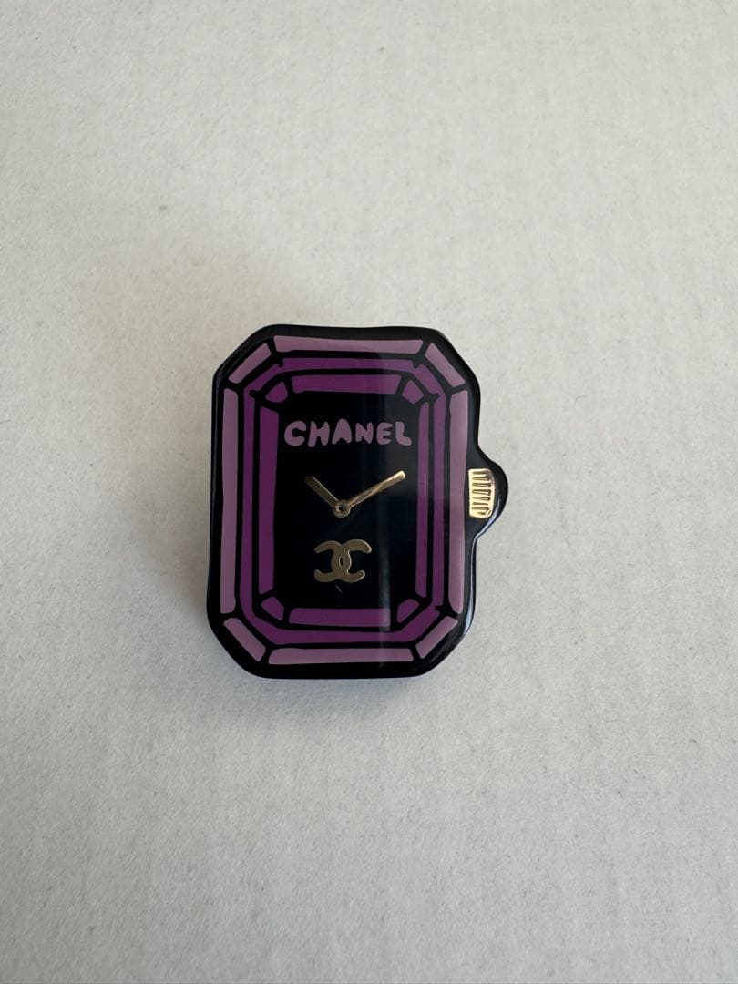 CHANEL 紫 宝石型 時計ブローチ