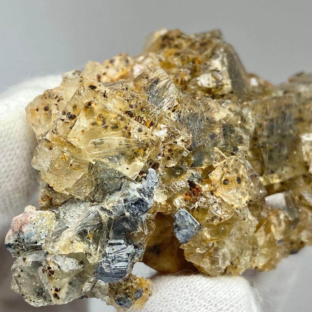 フローライト　蛍石　クリスタルヘブンポケット　鉱物標本　原石　天然石　イギリス