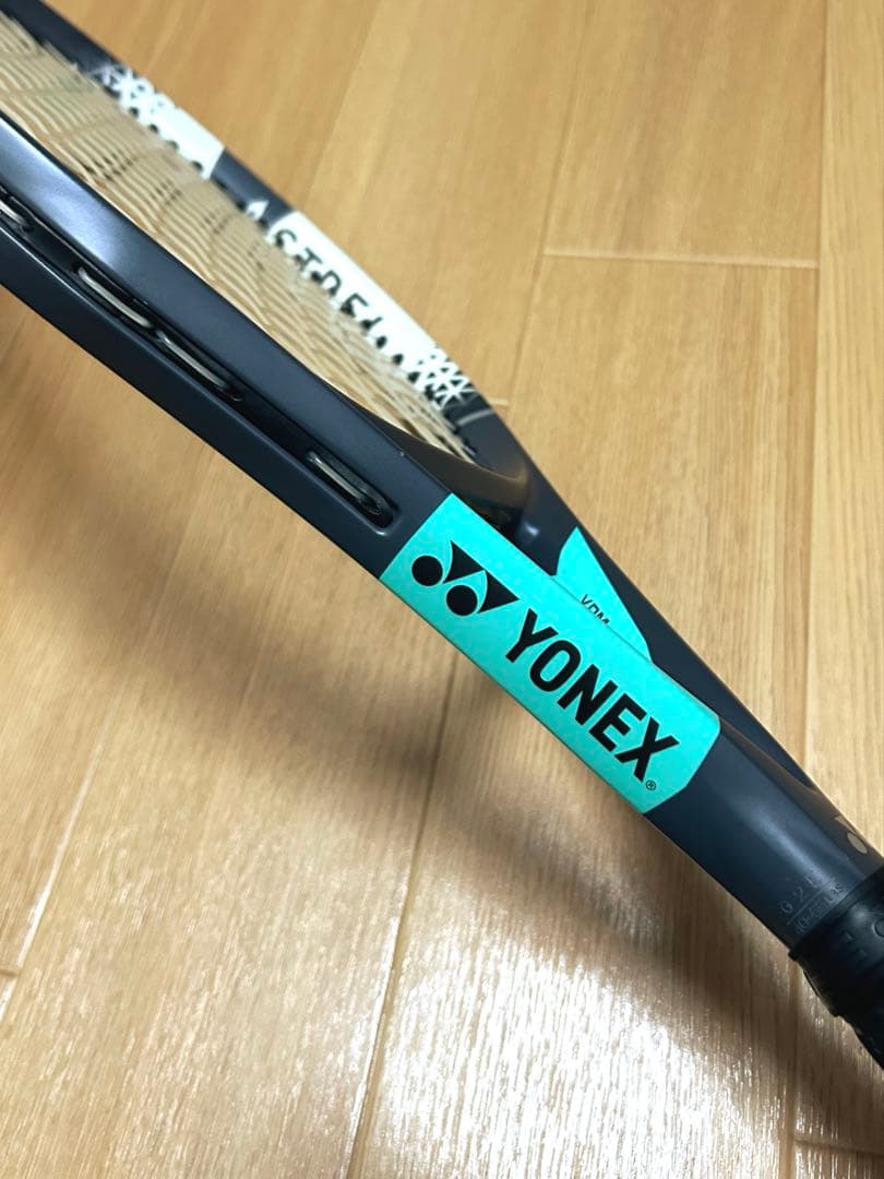 Rei20ヨネックス　YONEX ASTREL100 テニスラケットG2E