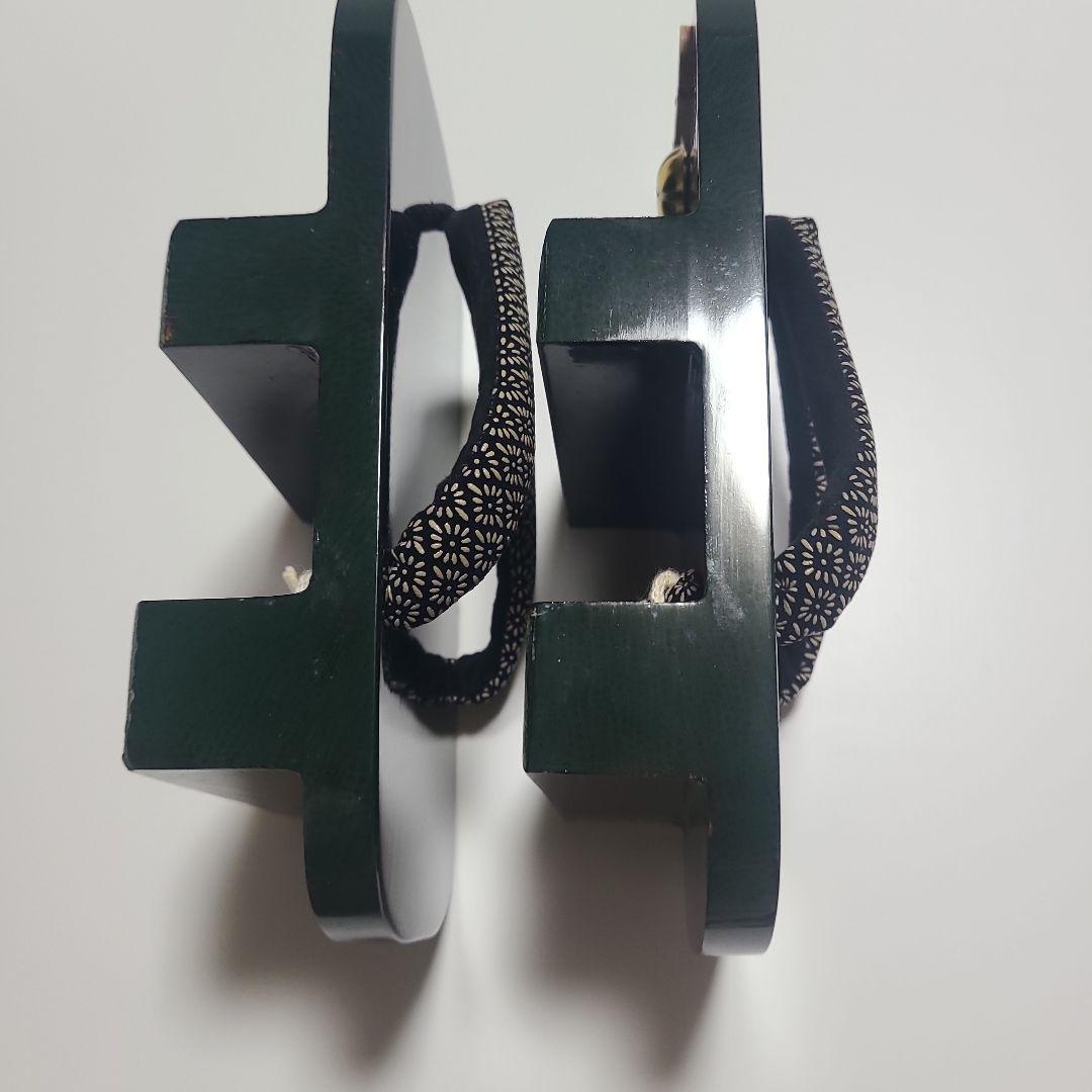 高級下駄　青森　津軽塗　七々子塗　深緑　二枚歯　8寸　鼻緒　印伝　菱菊文様