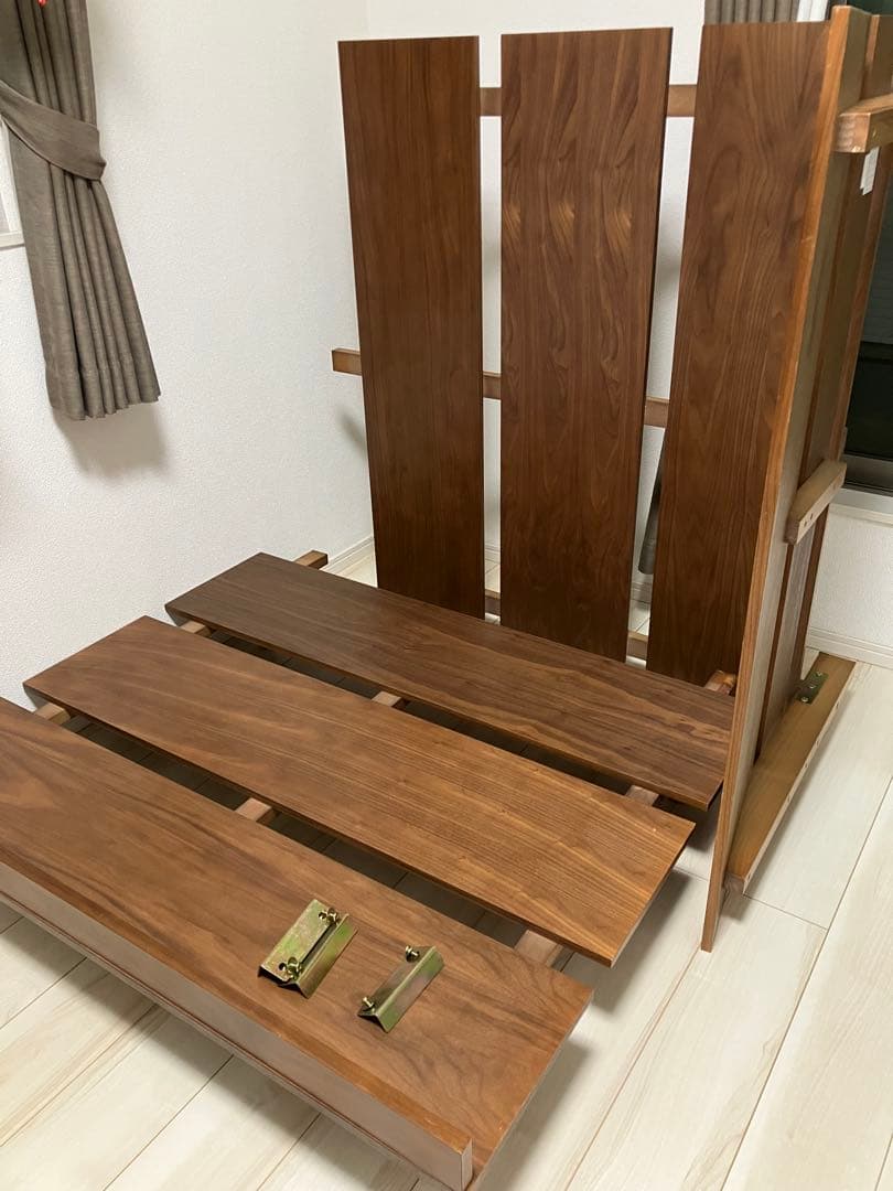 ニトリ　セミダブルベッドフレーム　購入希望者さんはコメント下さい。即購入不可