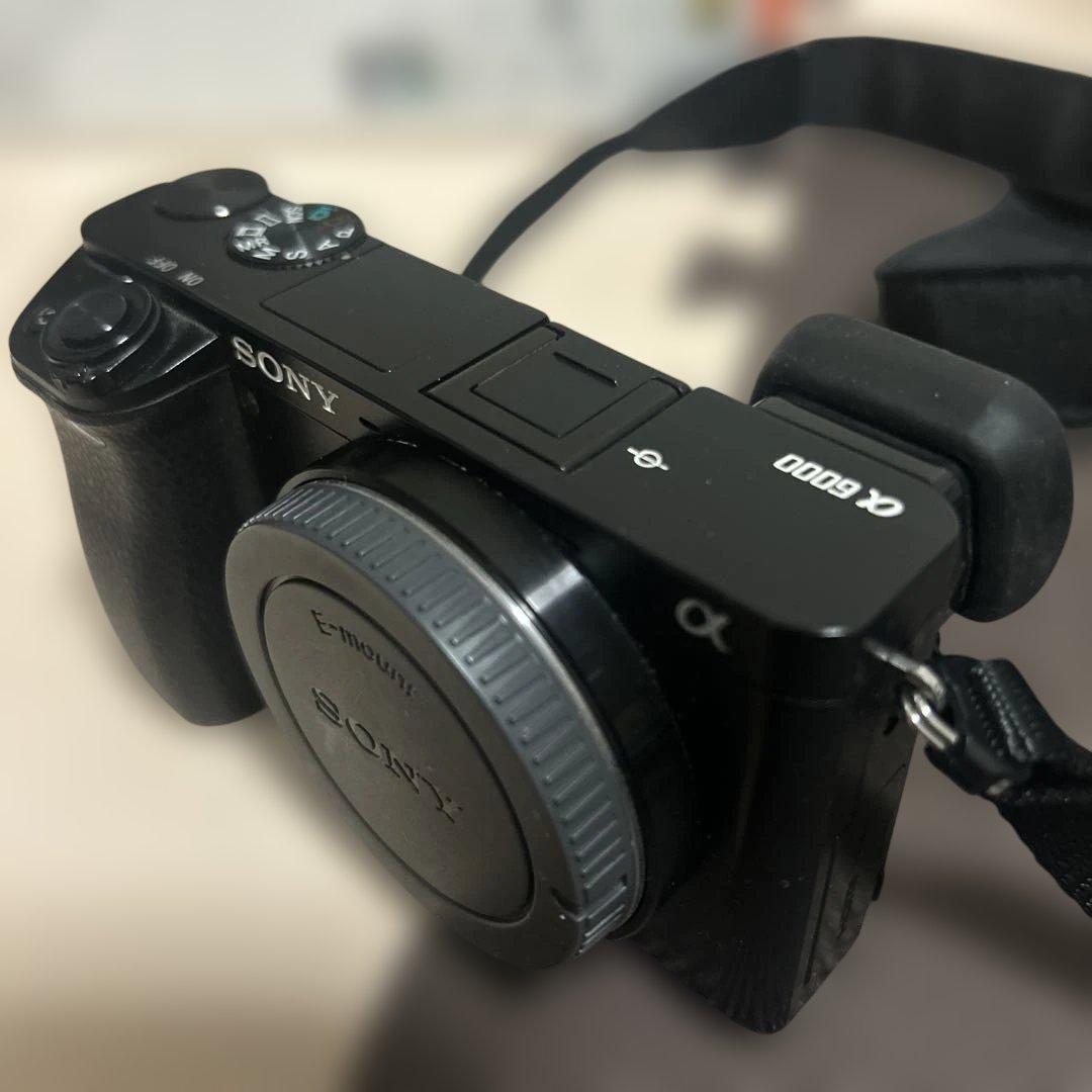 美品　SONY α6000 ボディILCE-6000 ブラック