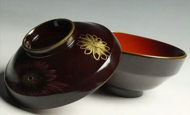 商談中　未使用アンティークお一人様高級木製輪島塗汁椀　蓋もの　1脚　減塩生活に