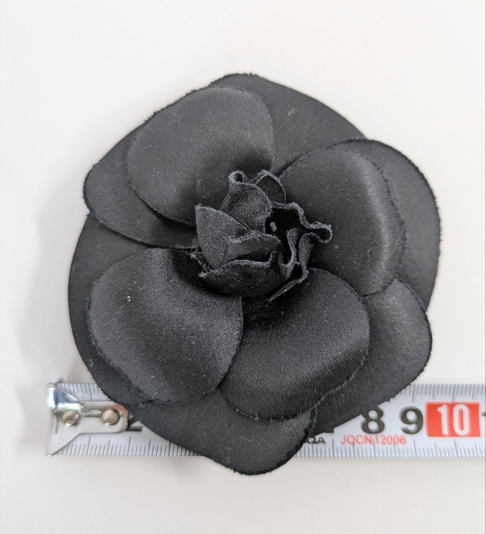 CHANELシャネル カメリアブローチ　ブラック　ゴールドプレート