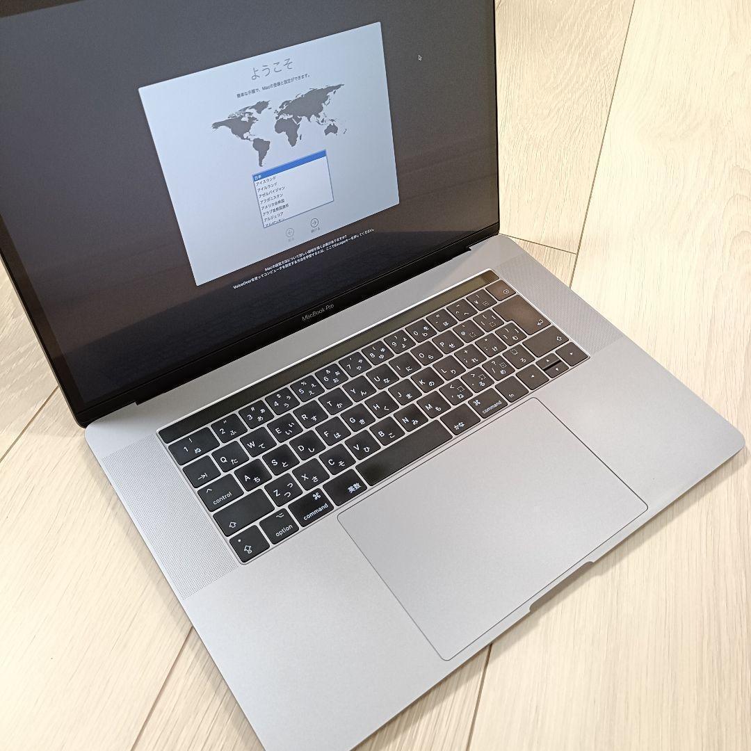 美品 MacBook Pro 15インチ 2017 スペースグレイ Apple