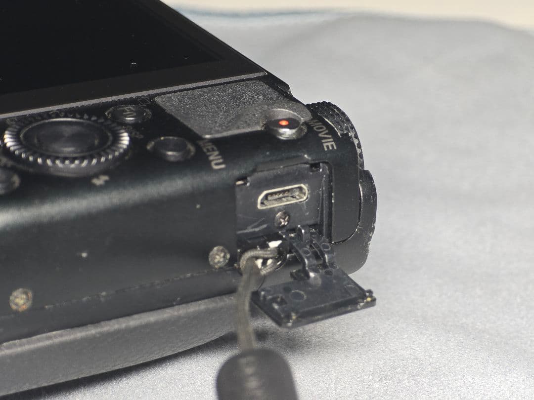 SONY Cyber-shot DSC-RX100 本体＋アクセサリーセット