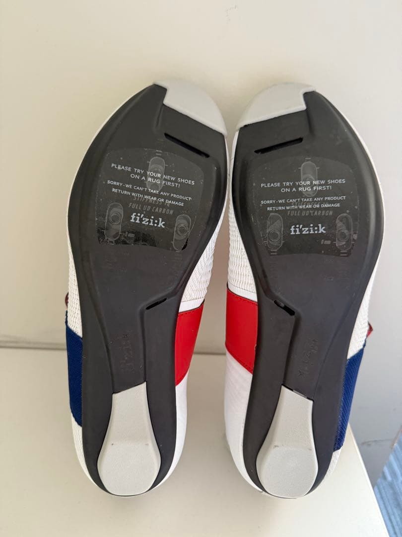 【期間限定値下げ】fizik TRANSIROハイドラエアロウィーブカーボン