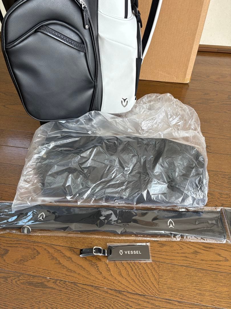 新品未使用 訳あり VESSEL 5.0 Pro 9.5正規品 tuxedo