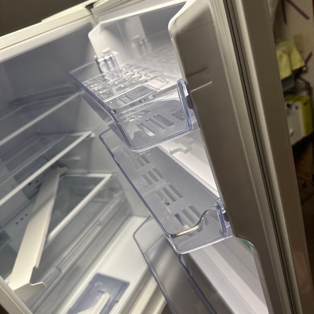 三菱ノンフロン3ドアサイズ　冷凍冷蔵庫 2022年式　330L