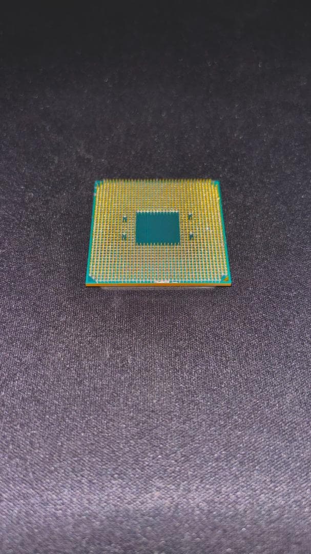 ［中古品］　Ryzen7 3700X 箱なし 本体のみ