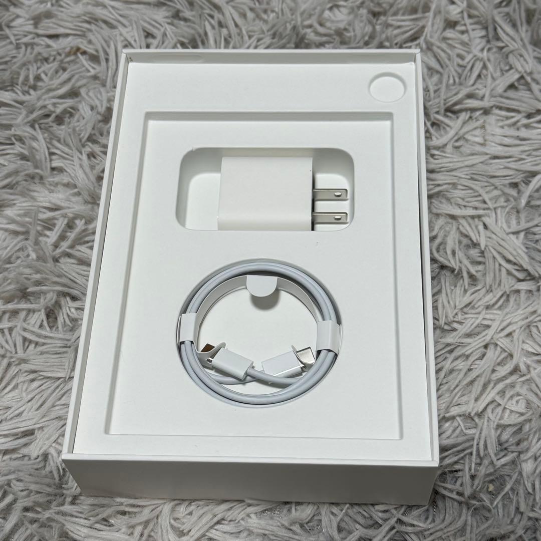 iPad mini 第6世代 Wi-Fiモデル スペースグレイ MK7M3J/A