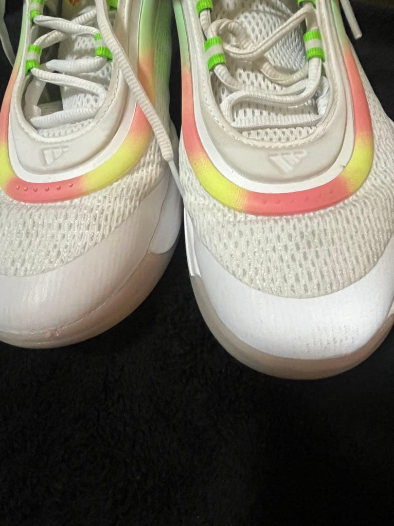 adidas DON ISSUE 6 HARIBOコラボ シューズ