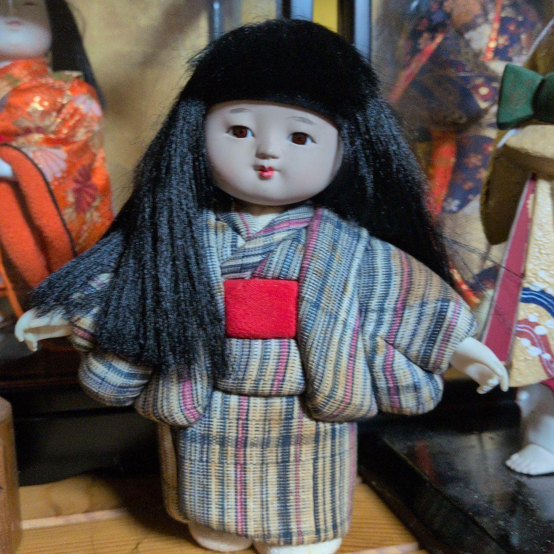縁起物　人形　座敷童　女の子　曰く付き