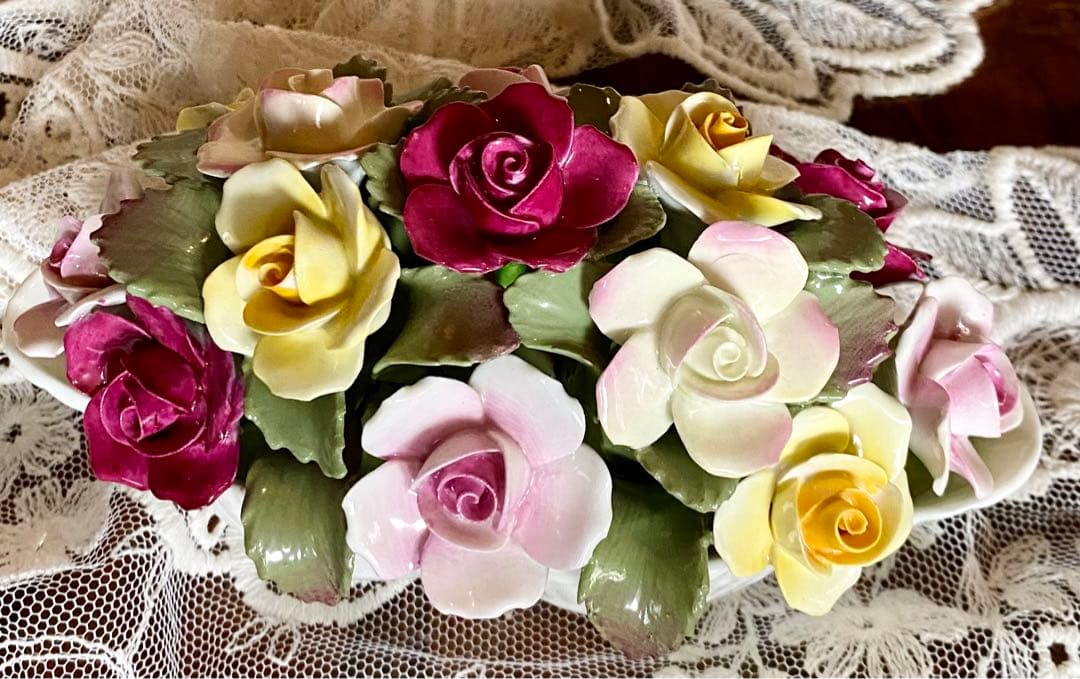 陶花　　4点セット　エンズレイ、ロイヤルドルトン、ロイヤルアデレイ