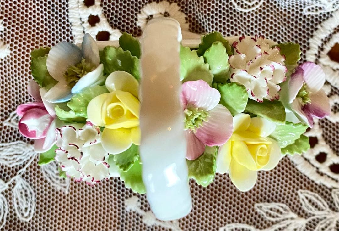 陶花　　4点セット　エンズレイ、ロイヤルドルトン、ロイヤルアデレイ