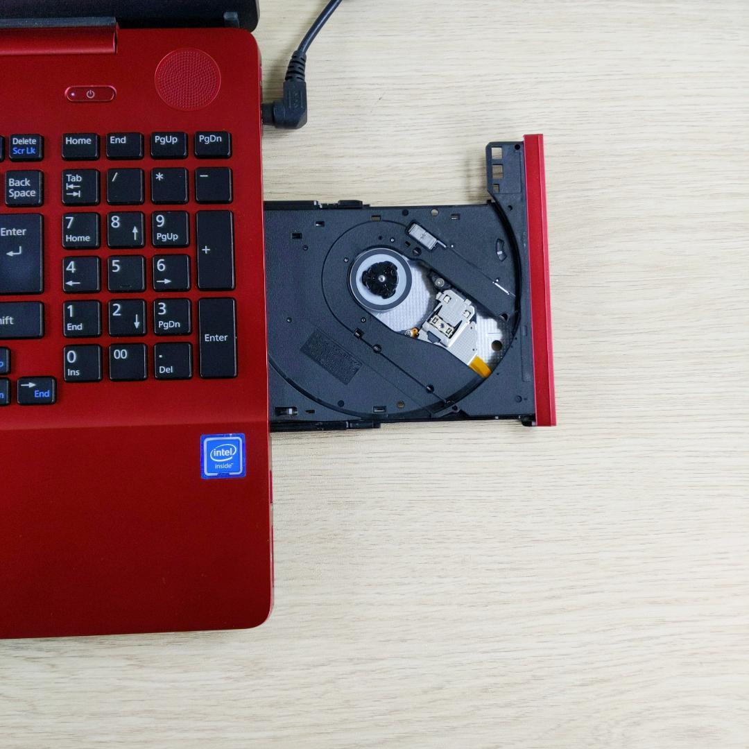 快適SSD256GB Win11 メモリ8GB 富士通ノートパソコン カメラ付き