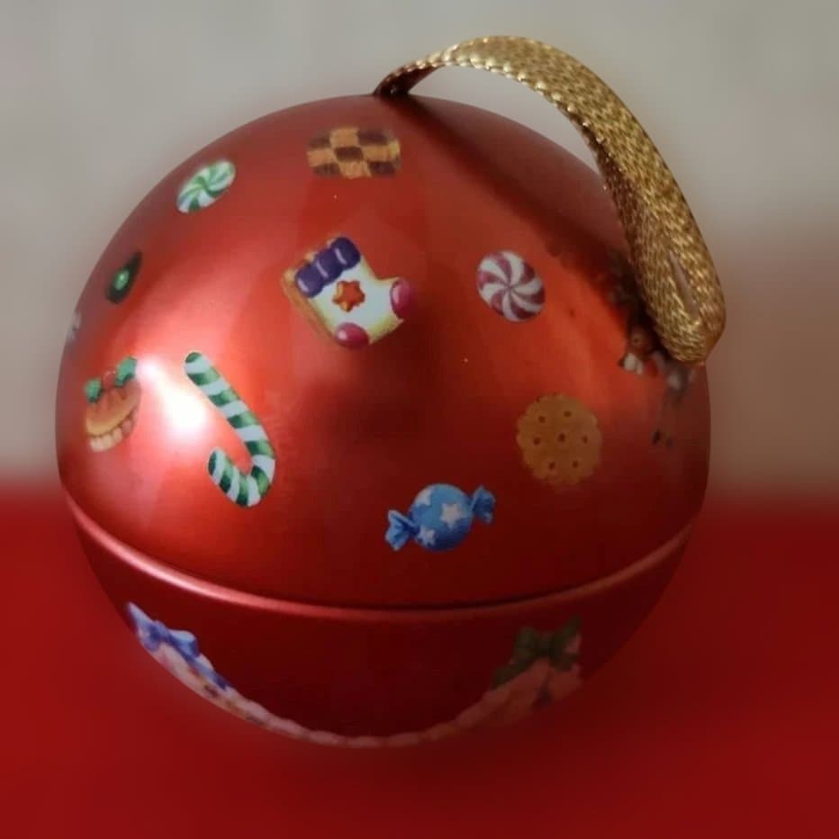 楽しいクリスマス飾りいろいろ　オーナメント　ツリー　サンタ　雪だるま　ボール　星