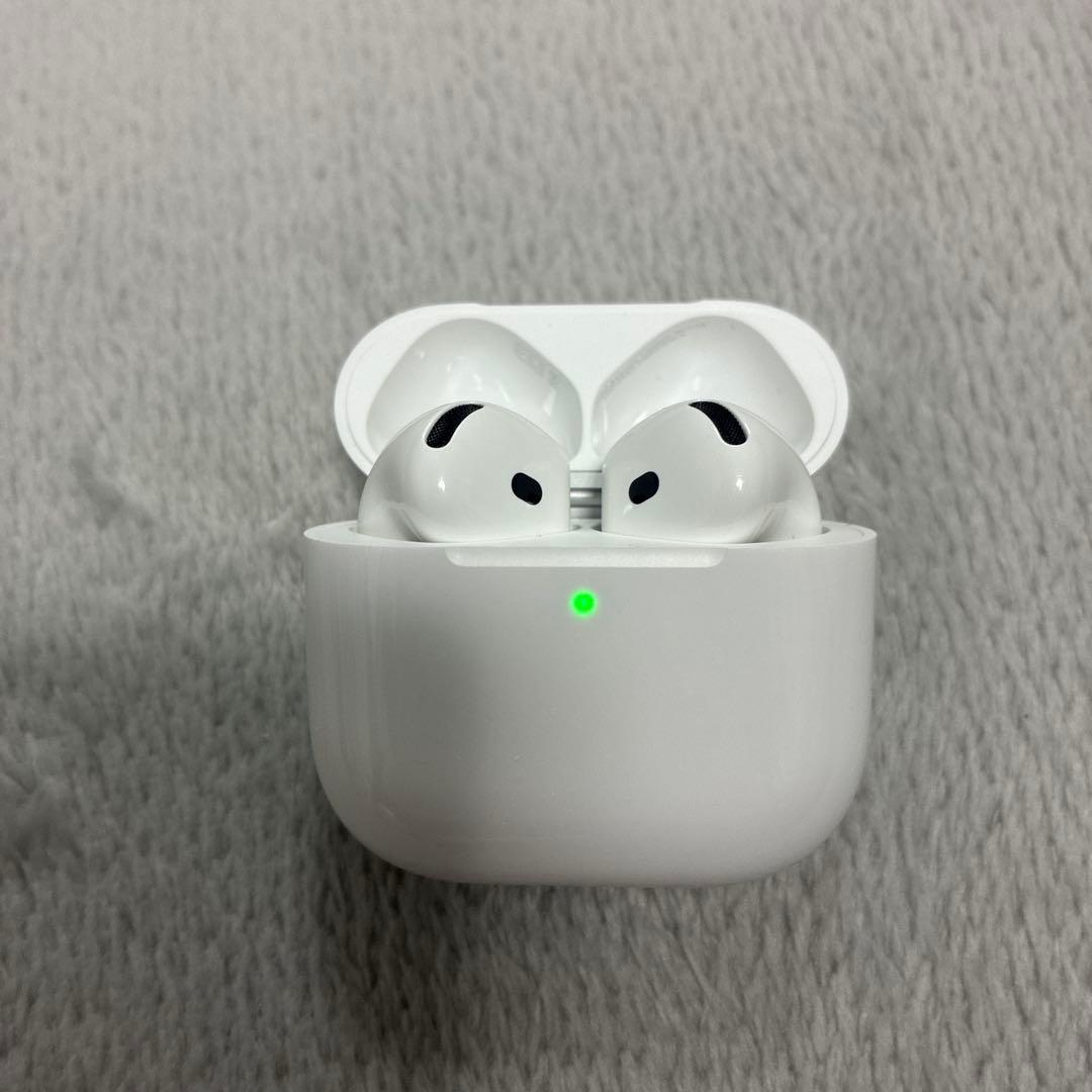 AirPods4 ノイズキャンセル非搭載　保証書付き
