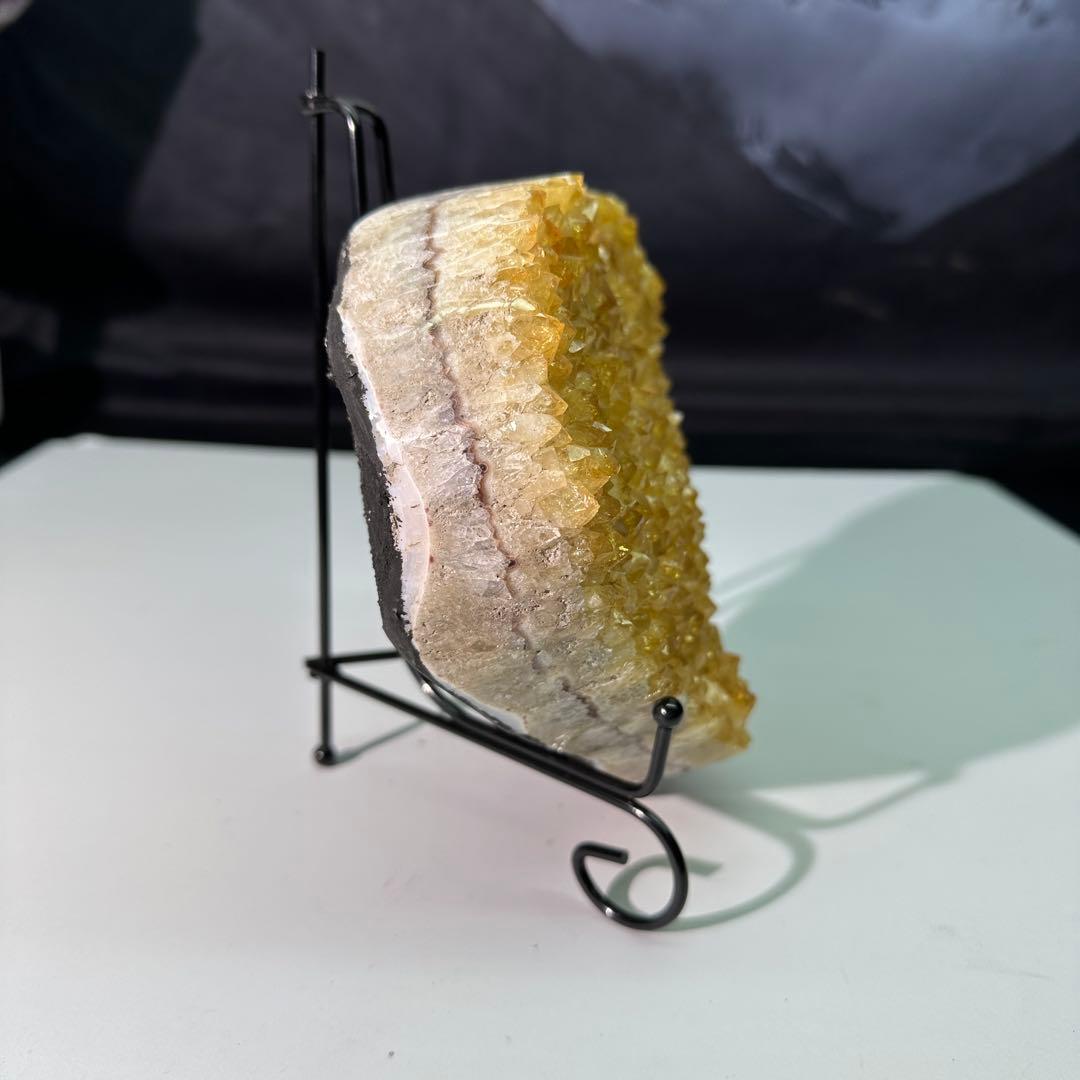 天然石 シトリンのハート　置物　台座付きG.303