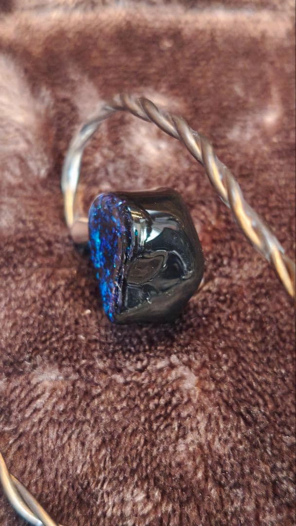 値下げ美品 THIEAUDIO HYPE4 有線イヤホン ハイブリッド型