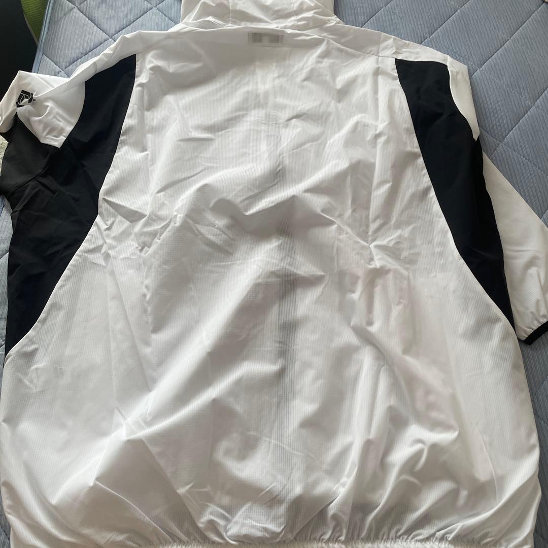 クロノス　パーカー