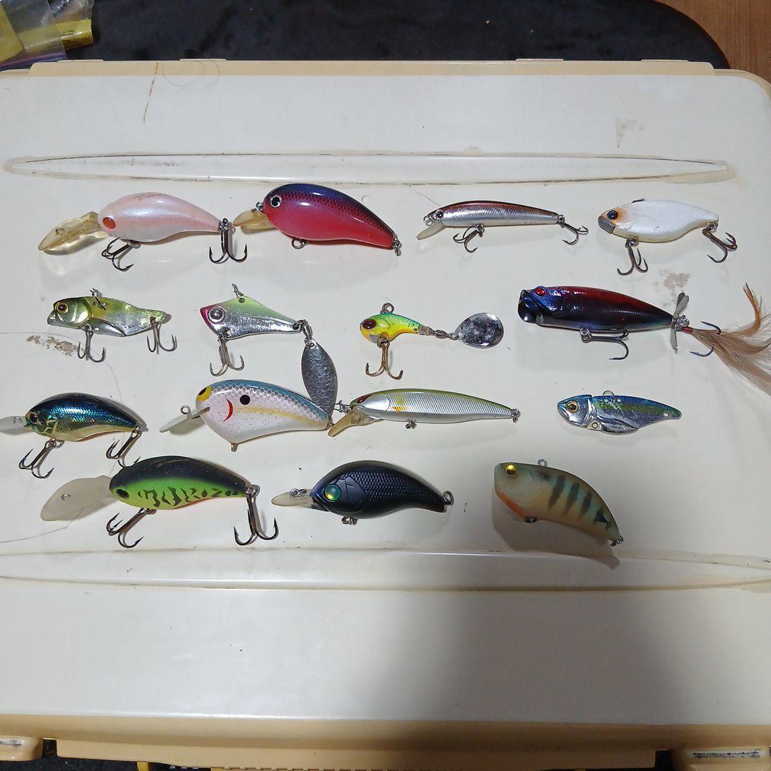 バス釣り引退セット235000セットはワームも込みになります。