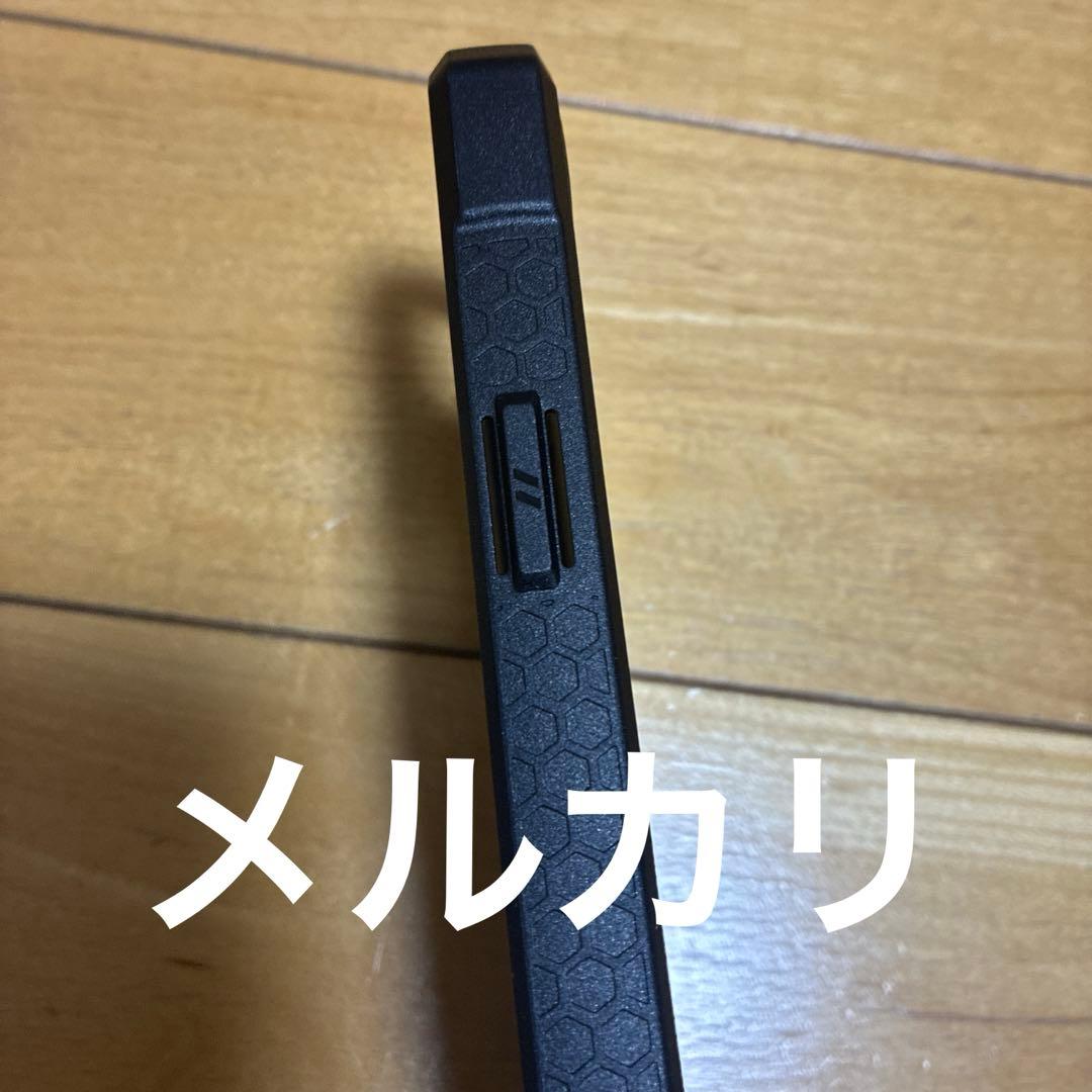 【UAG】iPhone 16e用 マグネット対応ケース MONARCH PRO