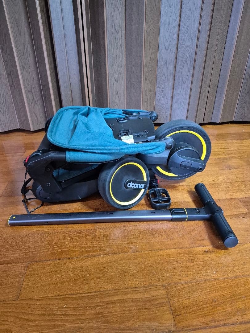 doona Liki Trike S5 折りたためる三輪車　レーシンググリーン