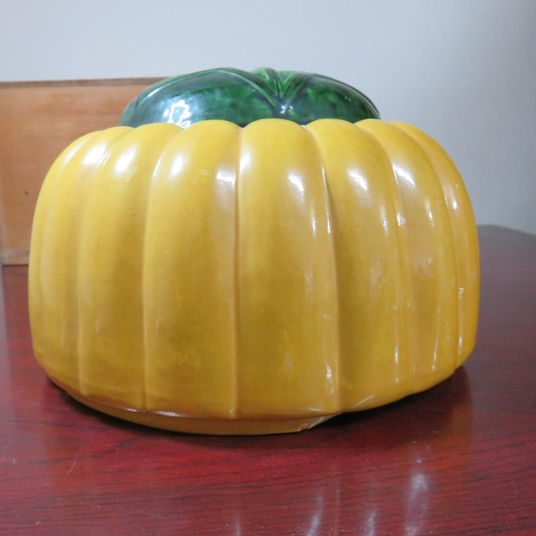 菊型 手あぶり 手焙 黄色 緑 共箱 銘 寶山