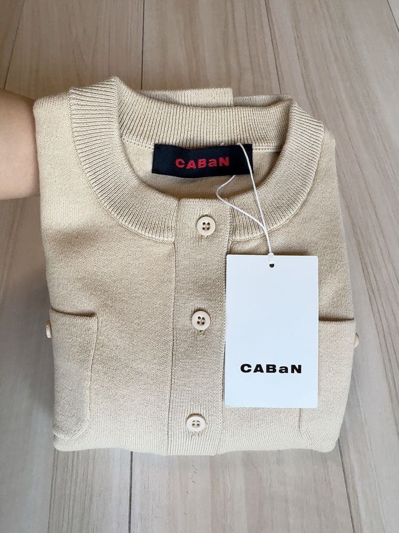 未使用品、即納 CABaN クルーネック カーディガン XS